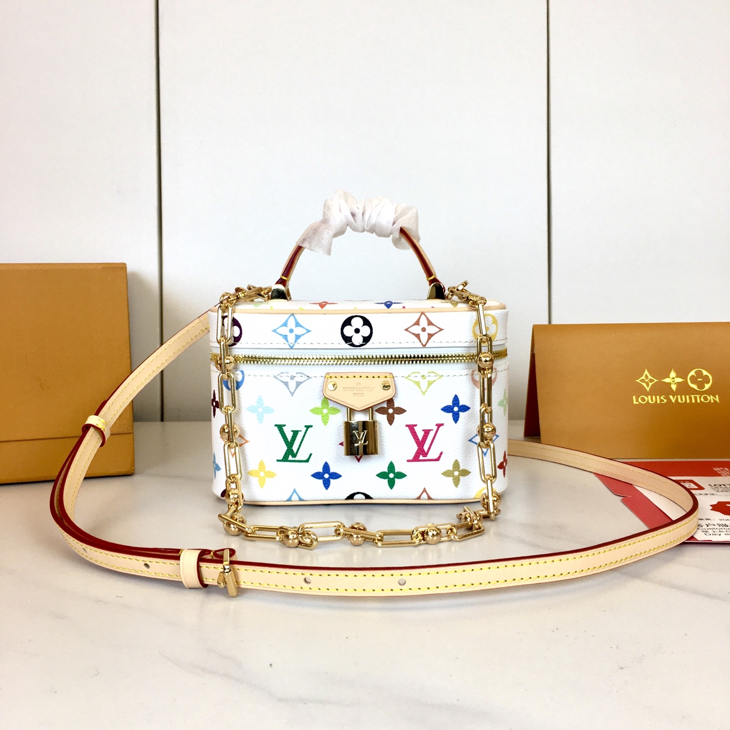 LV bag 451